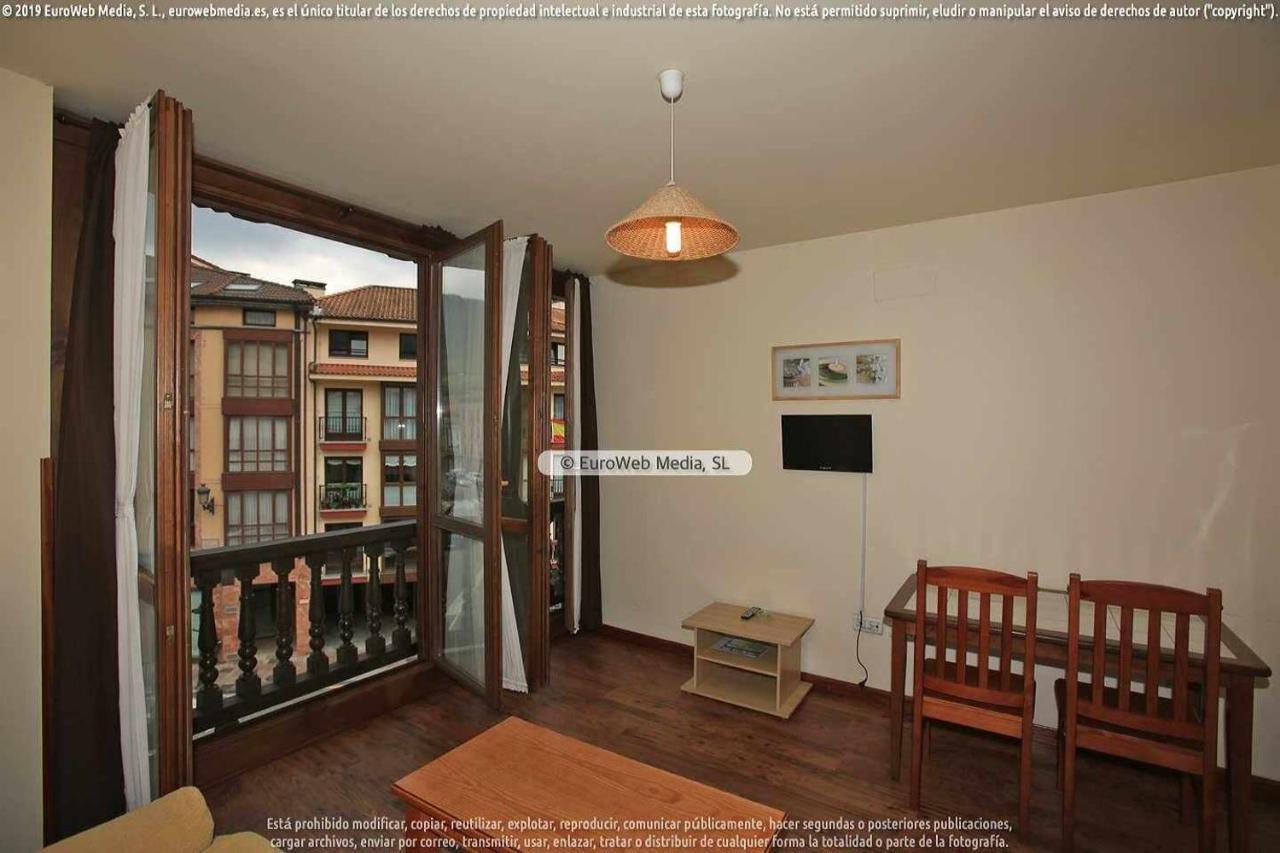 דירות Onís Apartamento 6 A Orillas Del Rio Sella מראה חיצוני תמונה