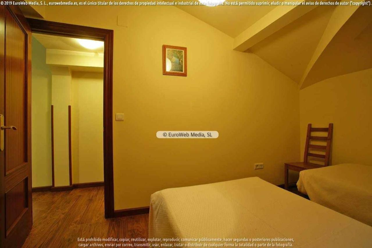 דירות Onís Apartamento 6 A Orillas Del Rio Sella מראה חיצוני תמונה